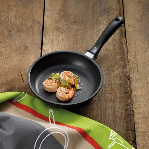 Patelnia, śred. 20 cm