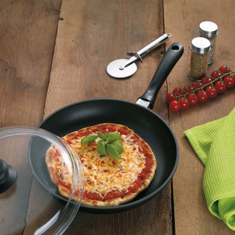 Patelnia, śred. 24 cm