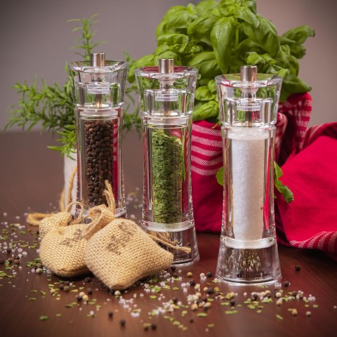 Młynek do pieprzu ZASSENHAUS śred. 5,8 x 18 cm