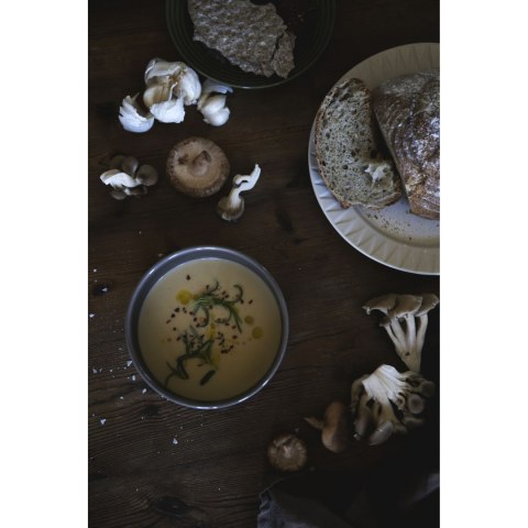 Talerz, biały, ceramika, śred. 27,5 cm