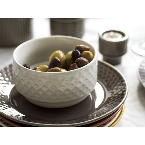 Talerz, czerwony, ceramika, śred. 20 cm