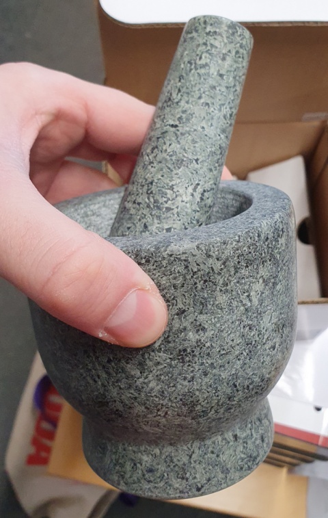 Moździerz granitowy CILIO 1,3 KG