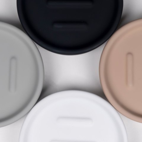 Mydelniczka, ceramika gumowana, śred. 11,5 x 3 cm, jasnoszara