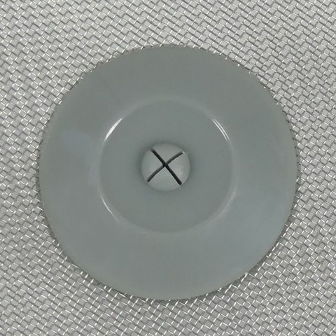 Metalowa pokrywka, śred. 35 cm